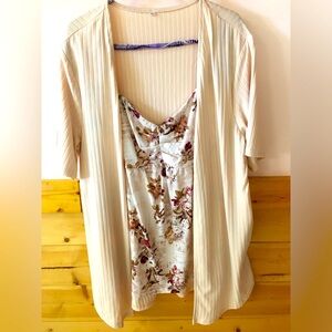 Floral print 2 in 1 top Skin color